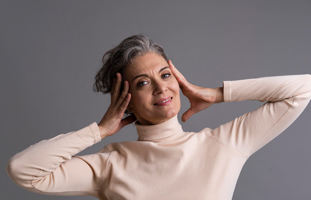 Cómo afecta la menopausia a la audición y qué puedes hacer
